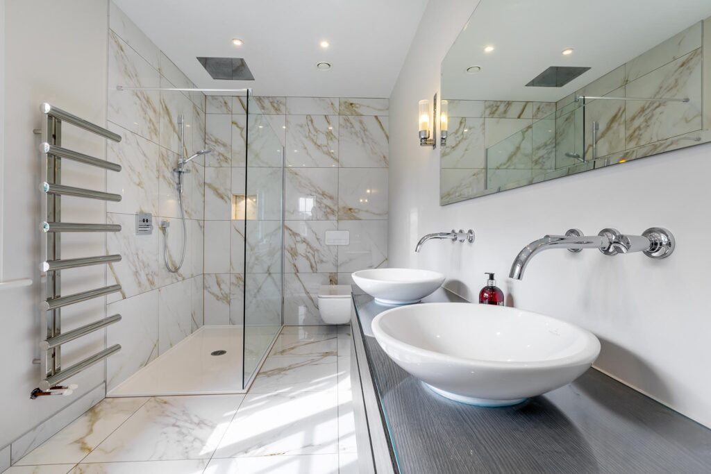 Lazard Plumbing Bathroom Refurbishments Clean White